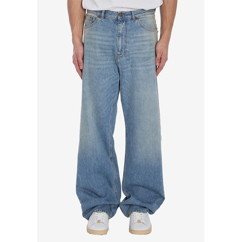 Chez Logo Straight-Leg Jeans Light Blue mrtwbottoms_31