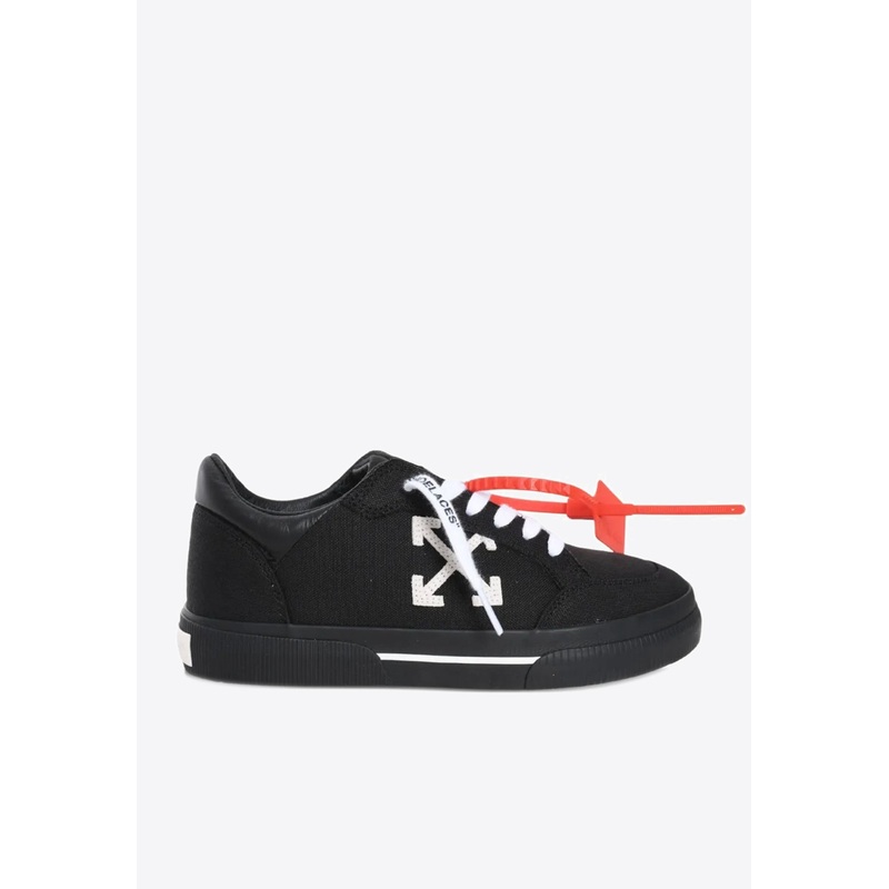 Vulcanized Lace-Up Sneakers Black wshoeseu_EU 36