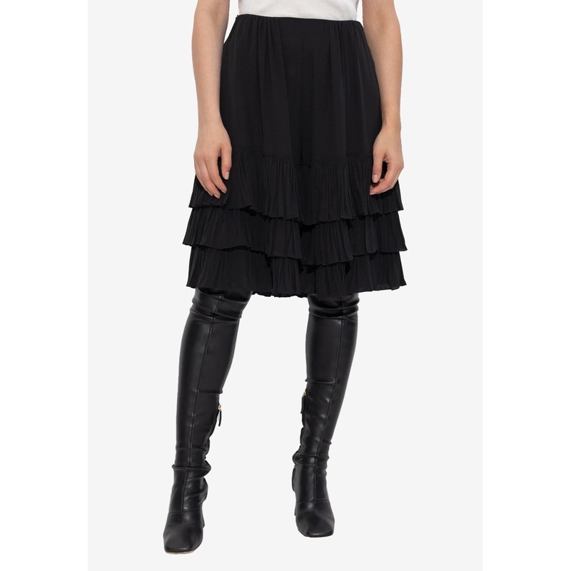 Ruffled Tiered Silk Shorts Black wrtwfr_FR 34