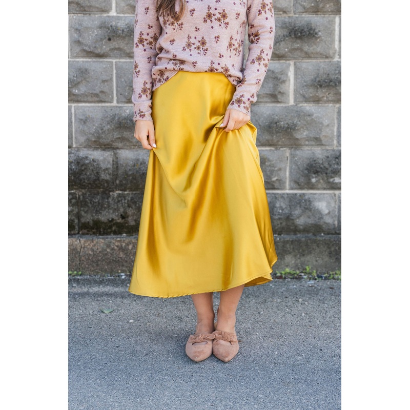 Chic Maxi Skirt Mustard S