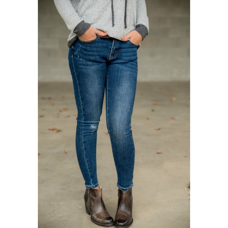 Betsey’s Distressed Denim Skinny Jeans 25