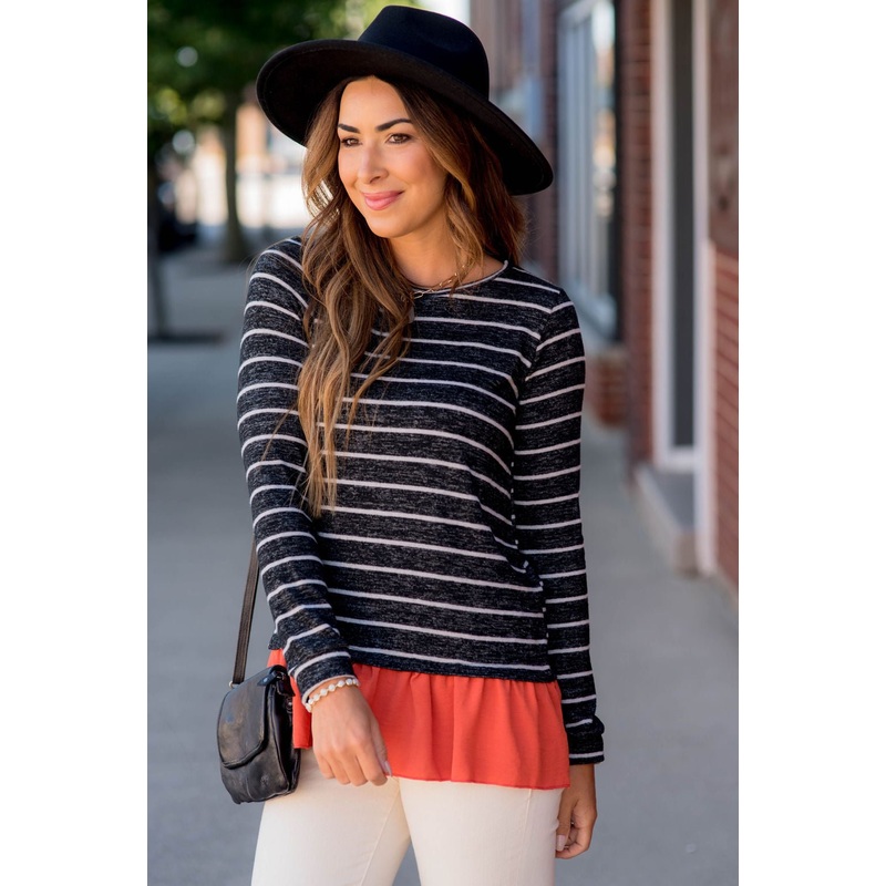 Striped Ruffle Bottom Sweater Tee Black S