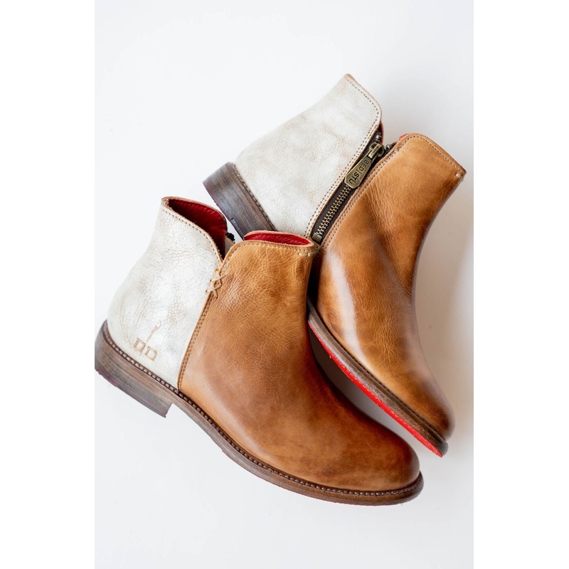 Yurisa BedStu Boots Black Lux 6