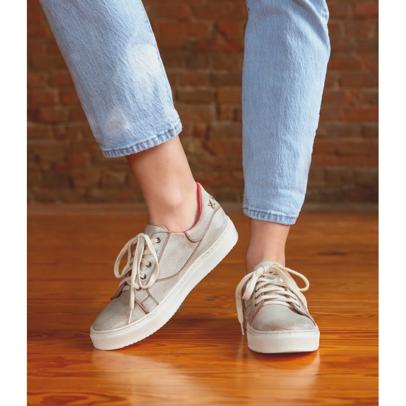 Azeli BedStu Sneaker Tan Rustic 6