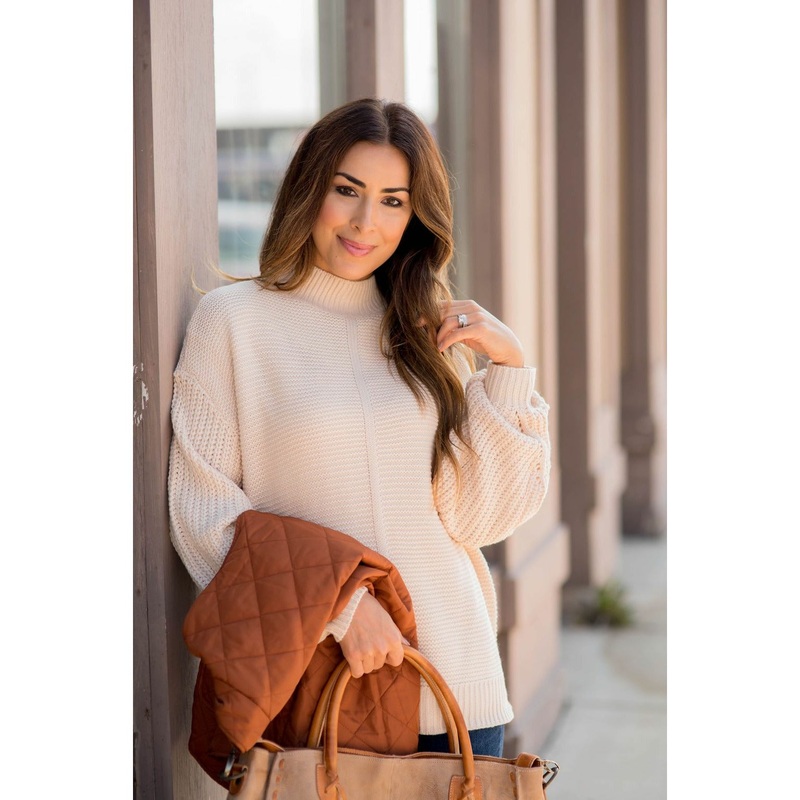 Betsey’s High Neck Detailed Sweater Ivory S