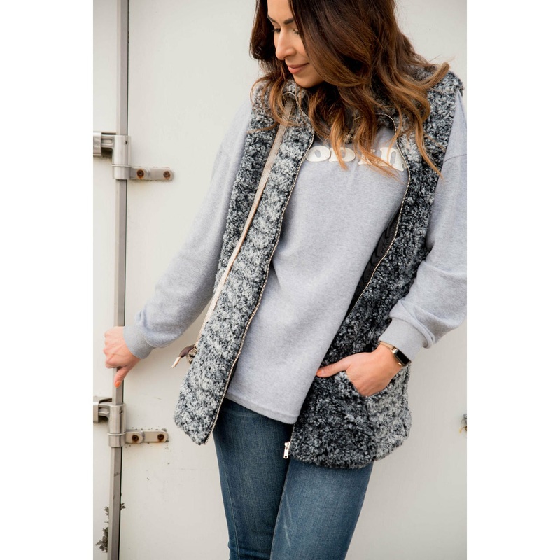 Hint of Color Sherpa Vest Charcoal S