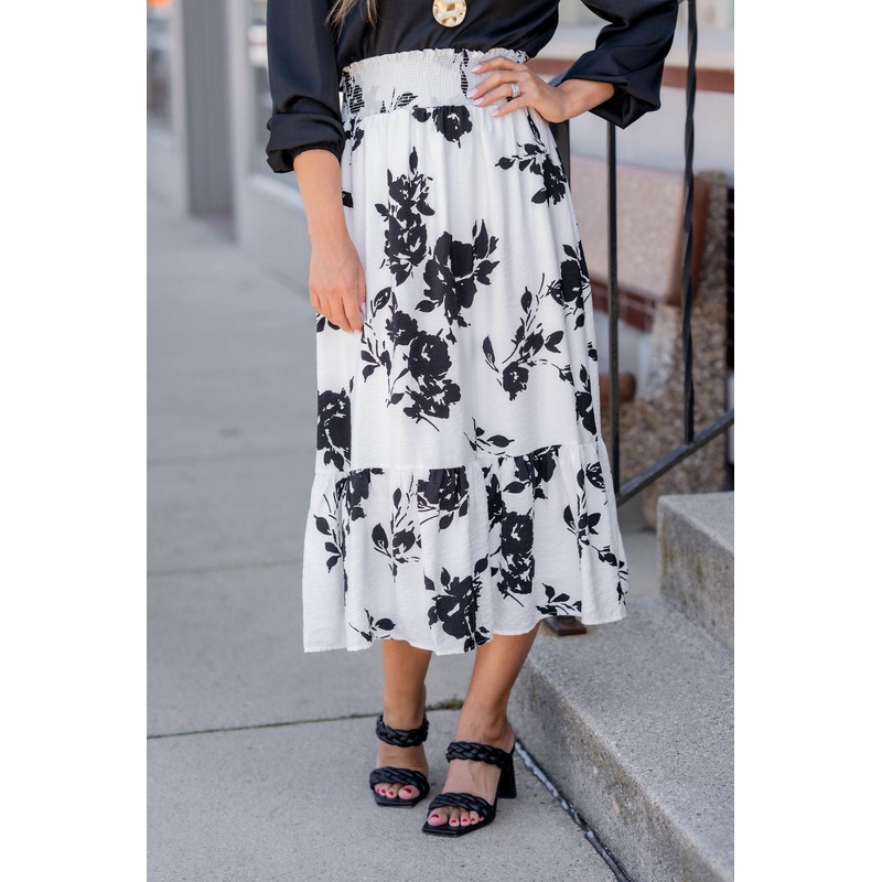 Blossoms Ruffle Bottom Midi Skirt Black S