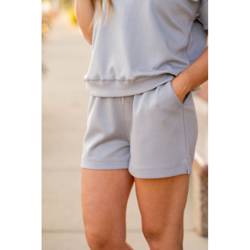 Side Slit Scuba Shorts Blush S