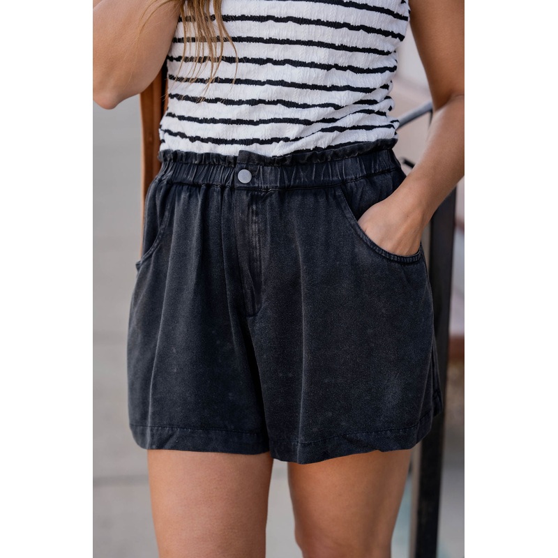 Vintage Cinched Waist Shorts Black S