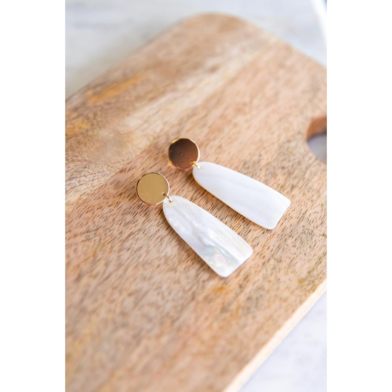 Vivacious Curve Dangle Earrings Ivory