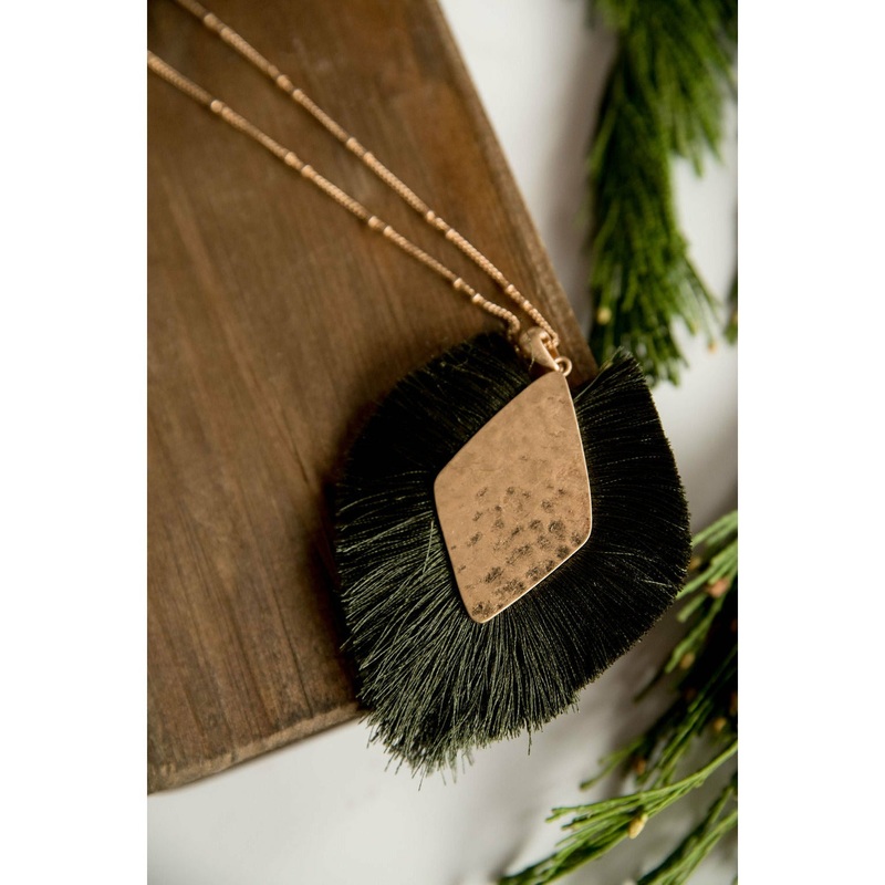Diamond Fringe Necklace Olive