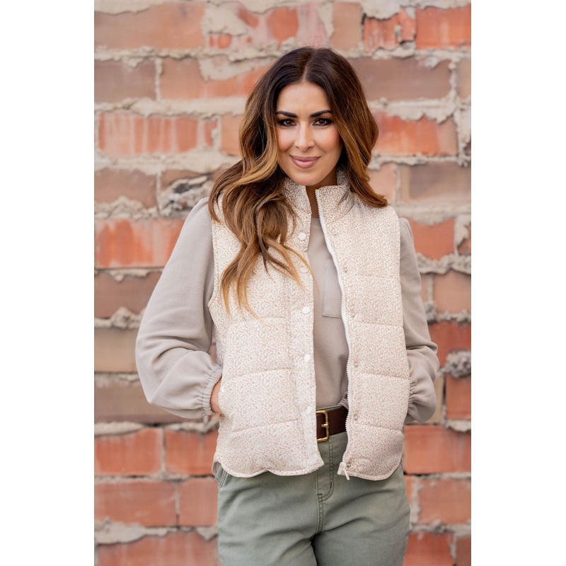 Rose Buds Puffer Vest Cream S