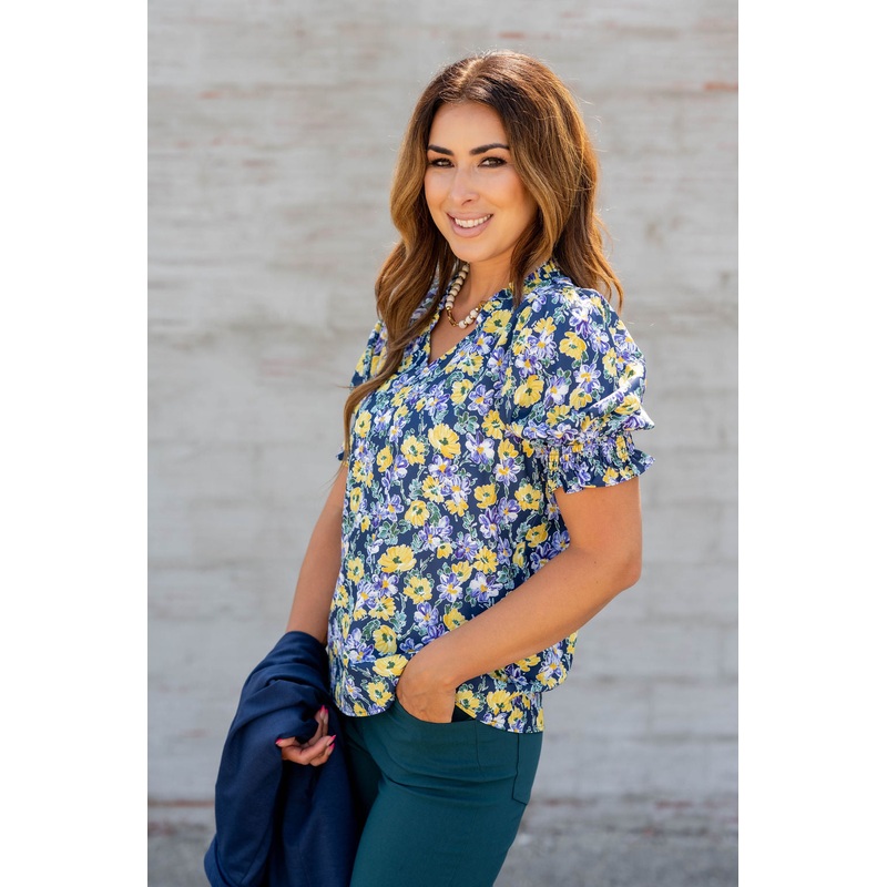 Vibrant Daisies Ruched Puff Sleeve Blouse Navy S