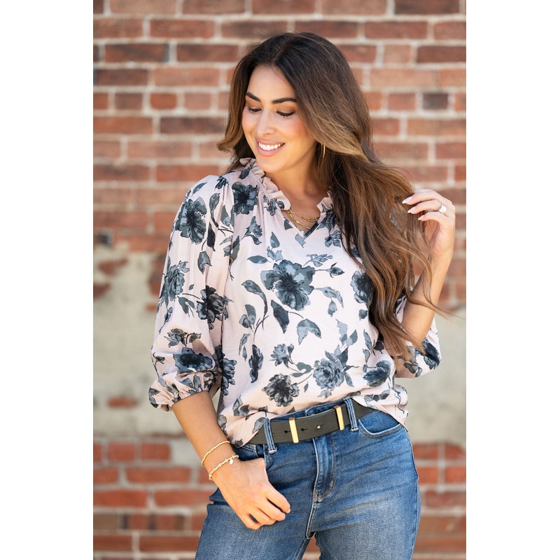 Vintage Roses 3/4 Sleeve V Blouse Beige S