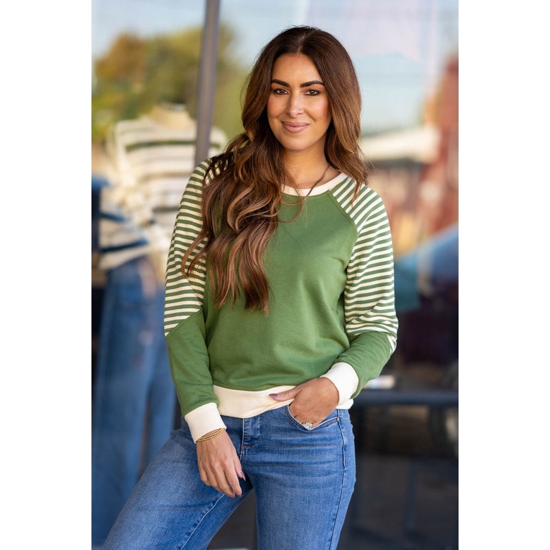 Between the Lines Pullover Olive S