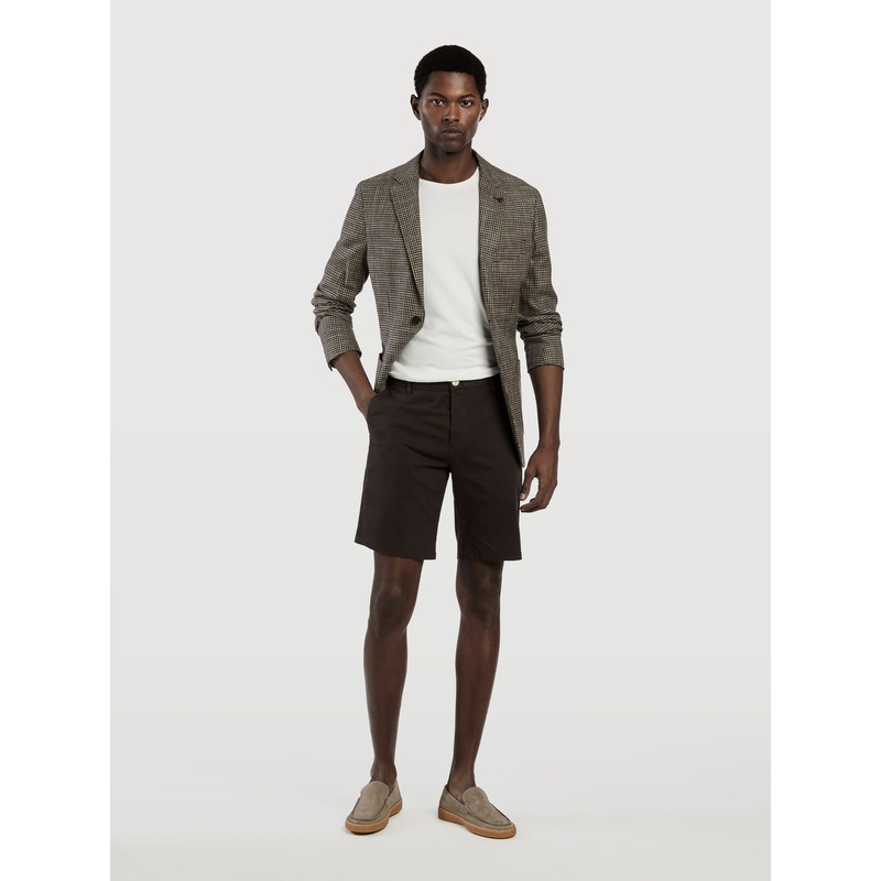 Basic Comfort Slim Fit Bermuda in Garment Dye Ecru 36