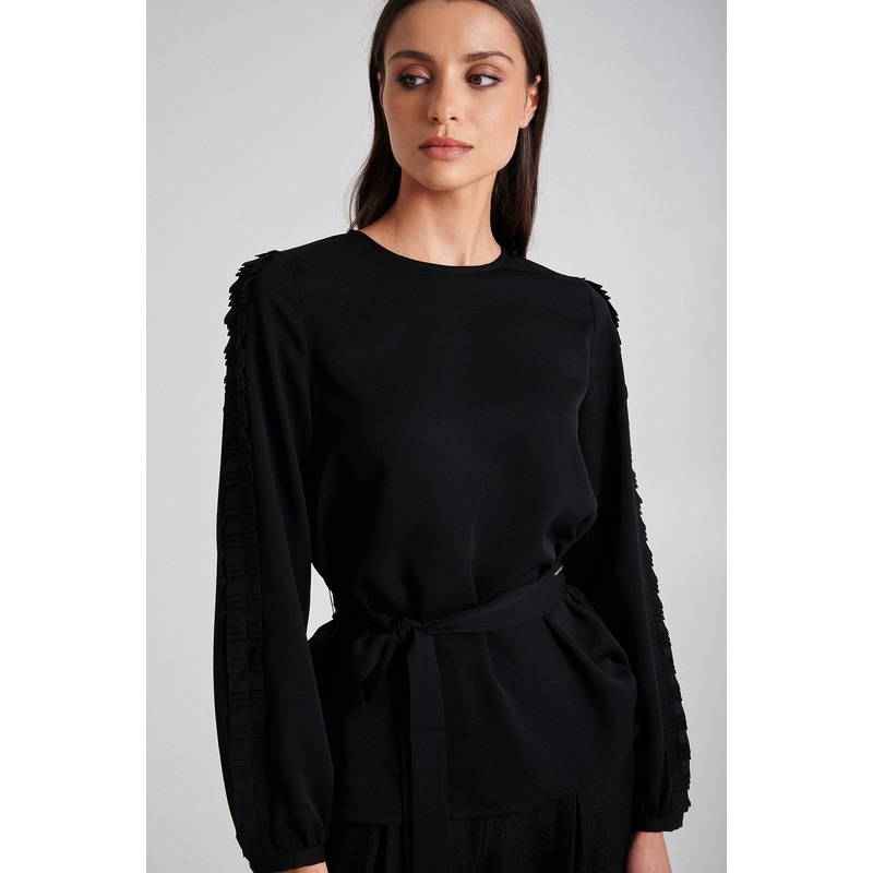 Sleeve pleated frill blouse White XS