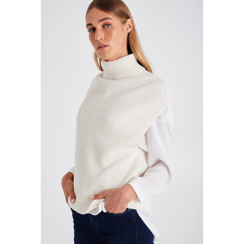 Knitted Vest Ecru XS