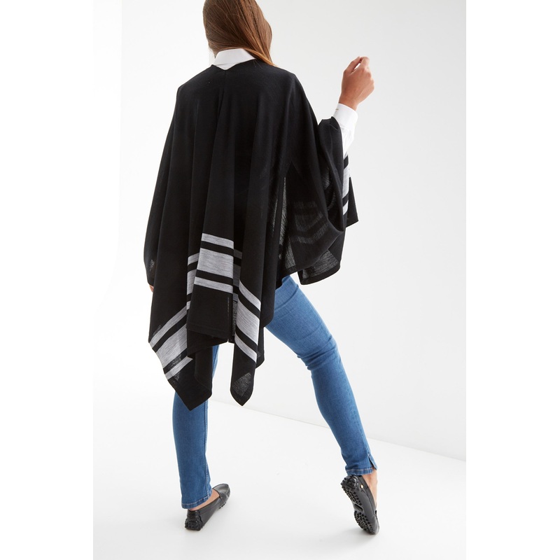 Women’s Knitwear Poncho Black UNI