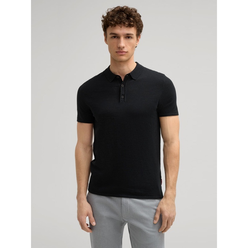 30045243 Black 001 L
