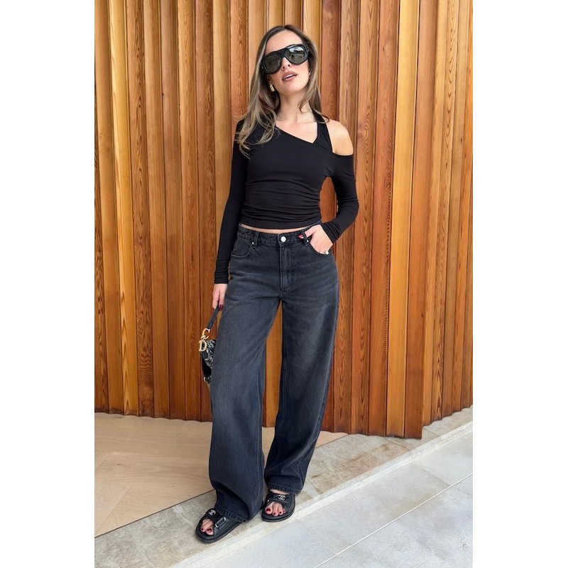 Elisha Baggy Jean Black 23